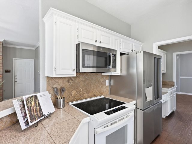 2011 Woven Trail, Lewisville, TX 75067