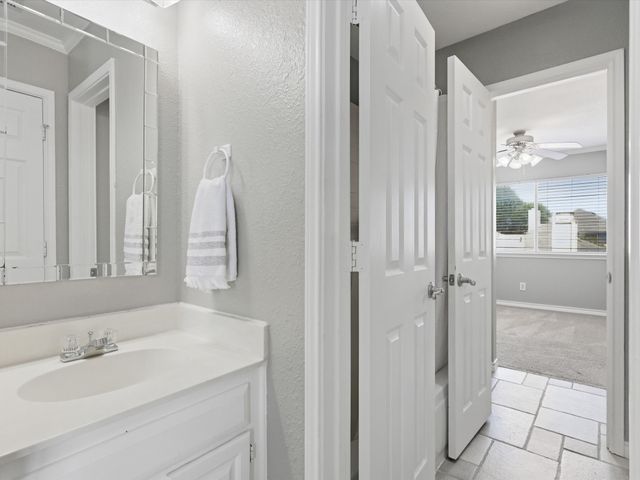 2011 Woven Trail, Lewisville, TX 75067