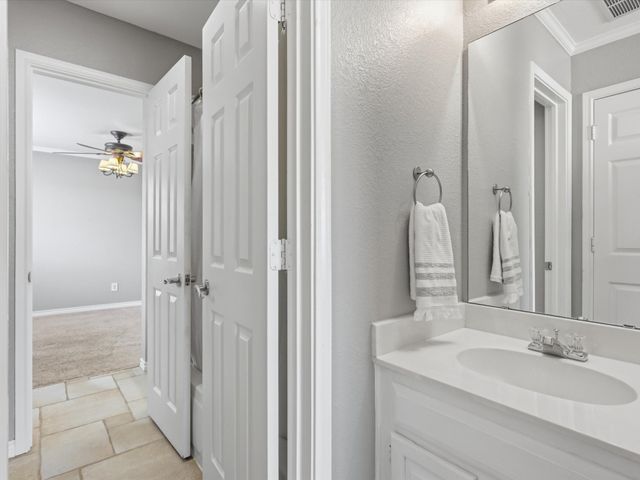 2011 Woven Trail, Lewisville, TX 75067