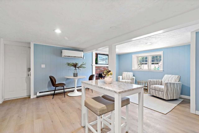 34 Surrey Dr, Plymouth, MA 02360