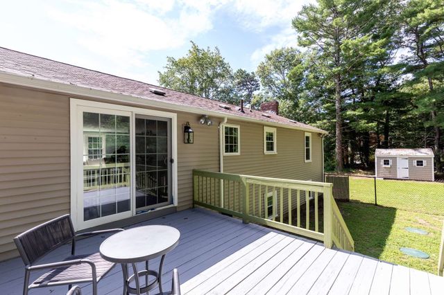 34 Surrey Dr, Plymouth, MA 02360