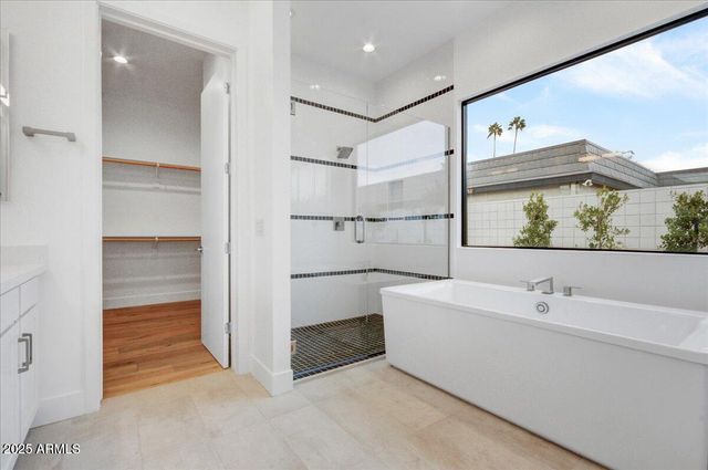 100 W NORTHERN Avenue 4, Phoenix, AZ 85021