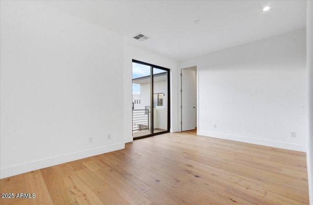 100 W NORTHERN Avenue 4, Phoenix, AZ 85021