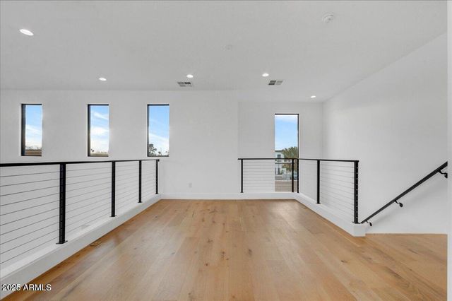 100 W NORTHERN Avenue 4, Phoenix, AZ 85021