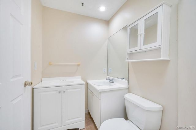 202 Main Street 303, Port Jefferson, NY 11777