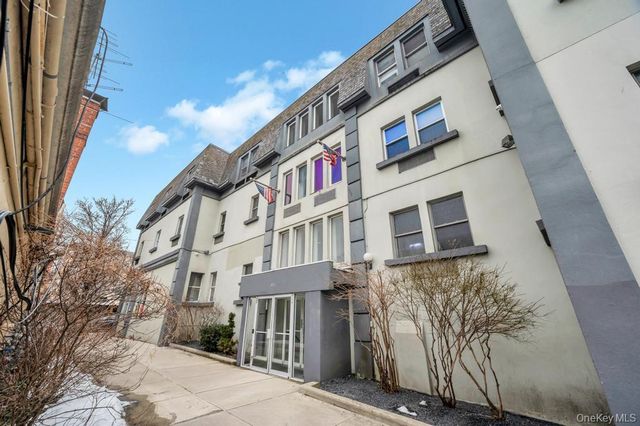 202 Main Street 303, Port Jefferson, NY 11777