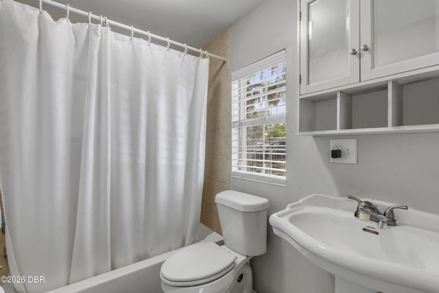 652 N Stone Street, Deland, FL 32720
