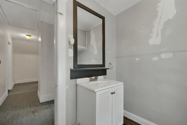 13 Terrace Street, Haverhill, NH 03774