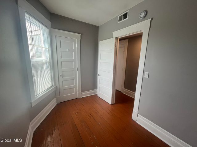 151 4th Street 3A, Troy, NY 12180