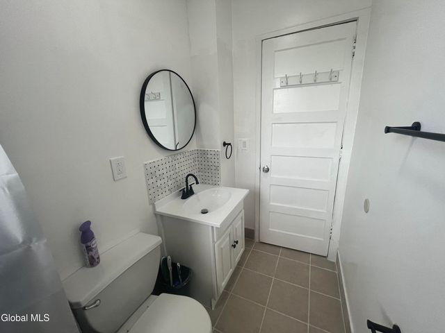 151 4th Street 3A, Troy, NY 12180