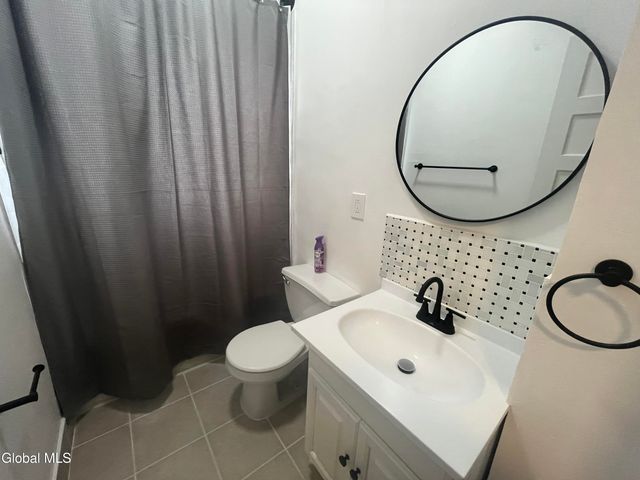 151 4th Street 3A, Troy, NY 12180