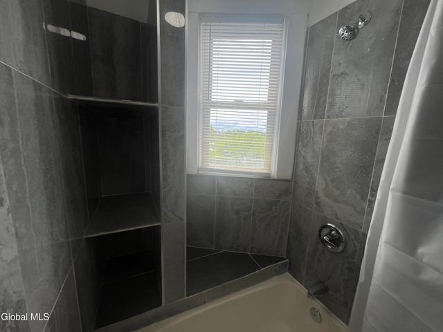 151 4th Street 3A, Troy, NY 12180
