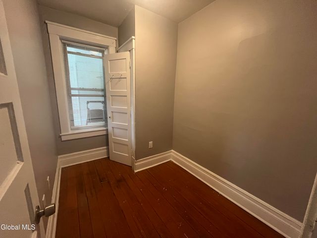 151 4th Street 3A, Troy, NY 12180