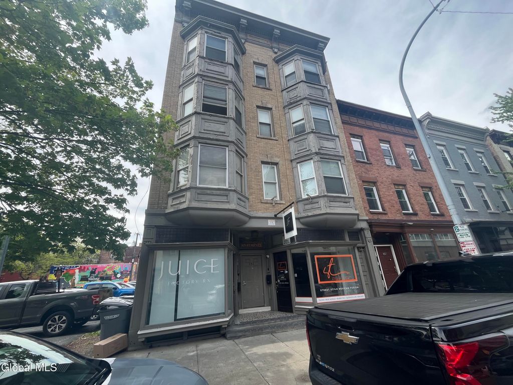 151 4th Street 3A, Troy, NY 12180