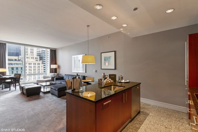 401 N Wabash Avenue 1842, Chicago, IL 60611