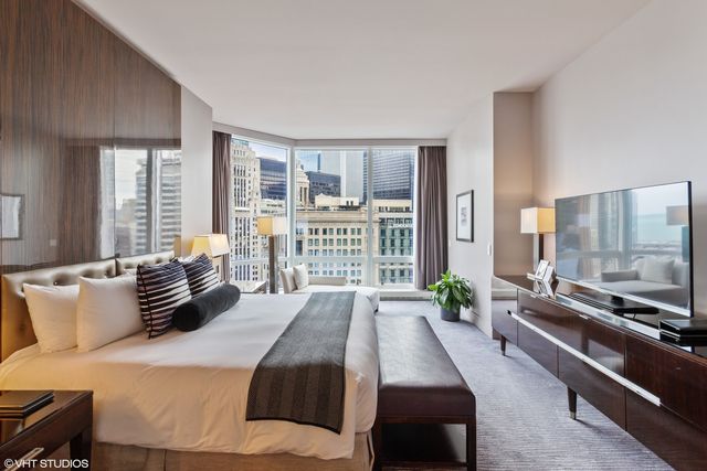 401 N Wabash Avenue 1842, Chicago, IL 60611