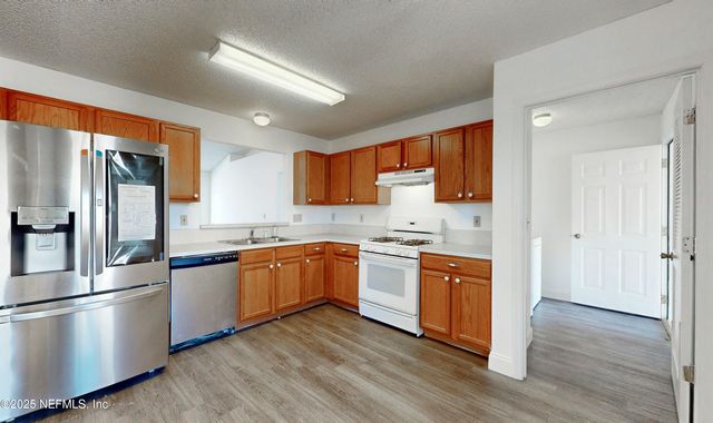 11156 WYNDHAM HOLLOW Lane, Jacksonville, FL 32246