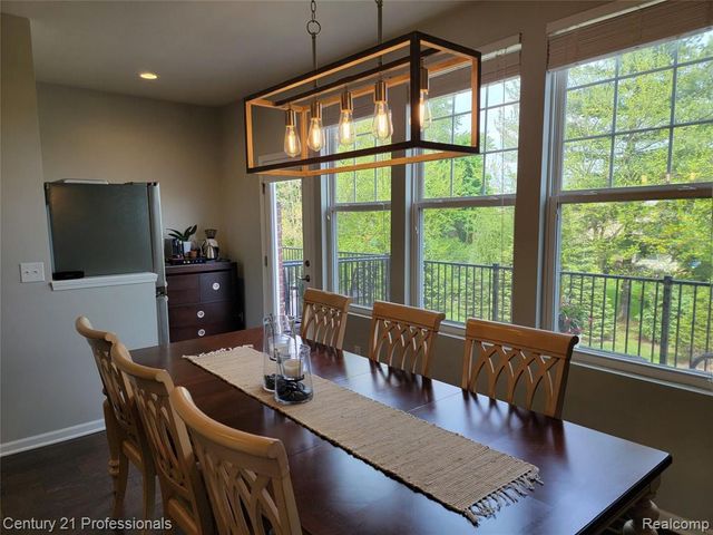 2873 Hartwick Drive 135, Rochester, MI 48307