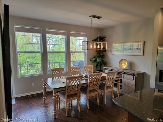 2873 Hartwick Drive 135, Rochester, MI 48307