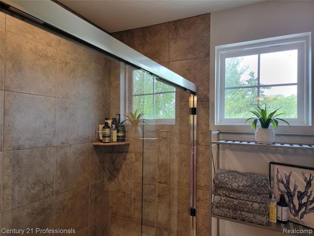 2873 Hartwick Drive 135, Rochester, MI 48307