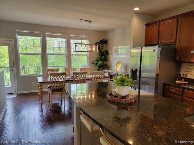 2873 Hartwick Drive 135, Rochester, MI 48307