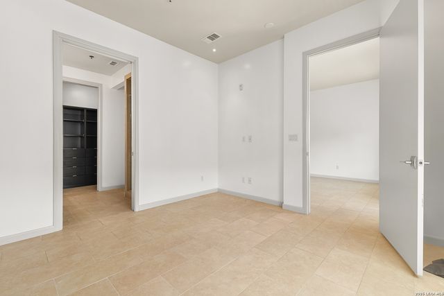 17902 La Cantera Pkwy Unit 406, San Antonio, TX 78257