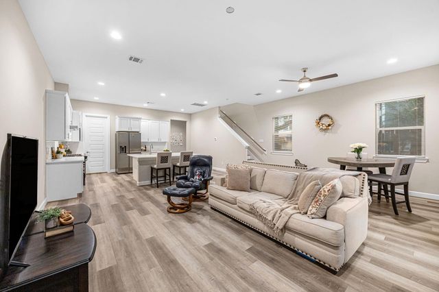 1732 Wichita Street, Houston, TX 77004