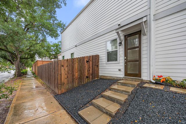 1732 Wichita Street, Houston, TX 77004