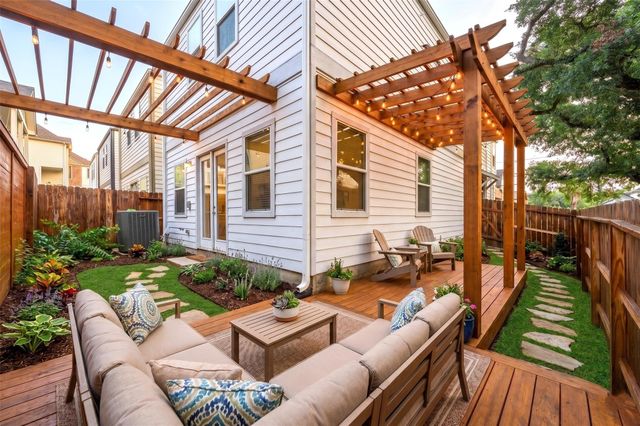 1732 Wichita Street, Houston, TX 77004