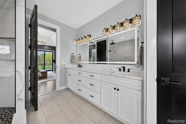 3664 Childs Lake Road, Milford, MI 48381