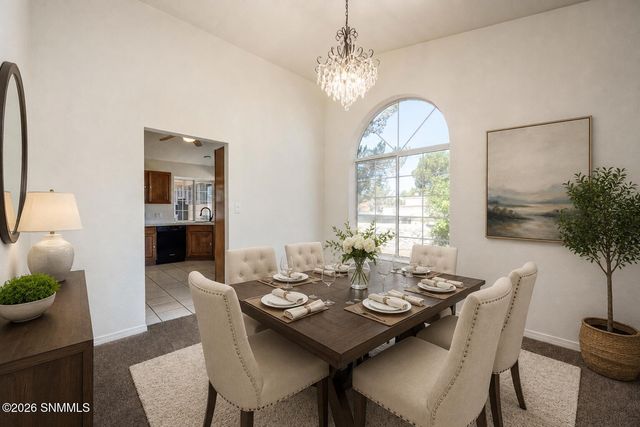 2511 Cherokee Circle, Las Cruces, NM 88011