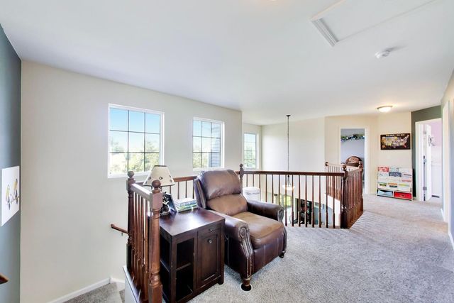 242 Bedford Lane, Volo, IL 60073