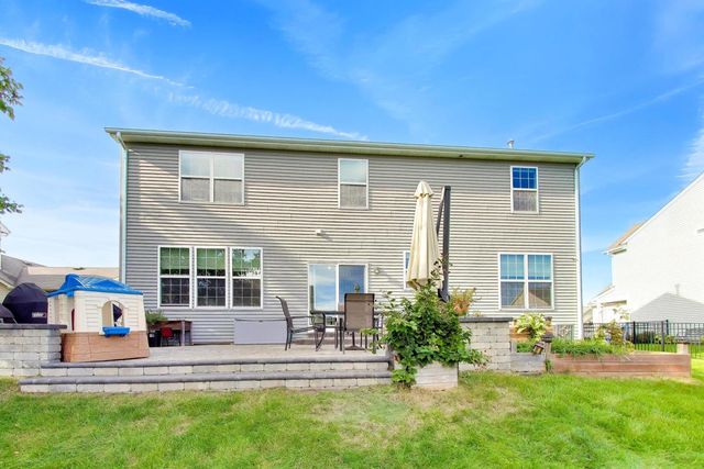 242 Bedford Lane, Volo, IL 60073