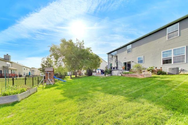 242 Bedford Lane, Volo, IL 60073