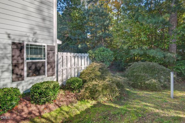 1905 Bartlett Circle, Hillsborough, NC 27278