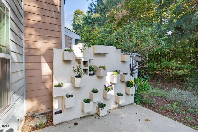 1905 Bartlett Circle, Hillsborough, NC 27278