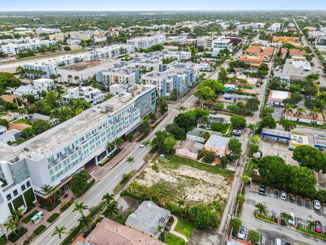 235 SE 5th Avenue, Delray Beach, FL 33483