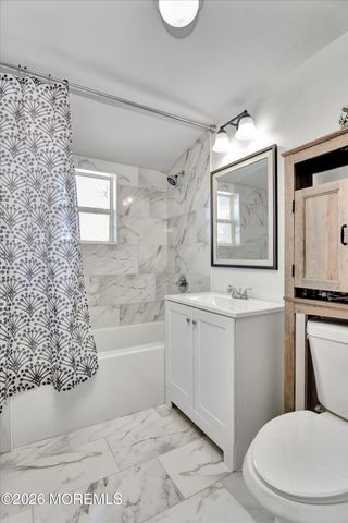 56 Oregon Avenue, Middletown, NJ 07758