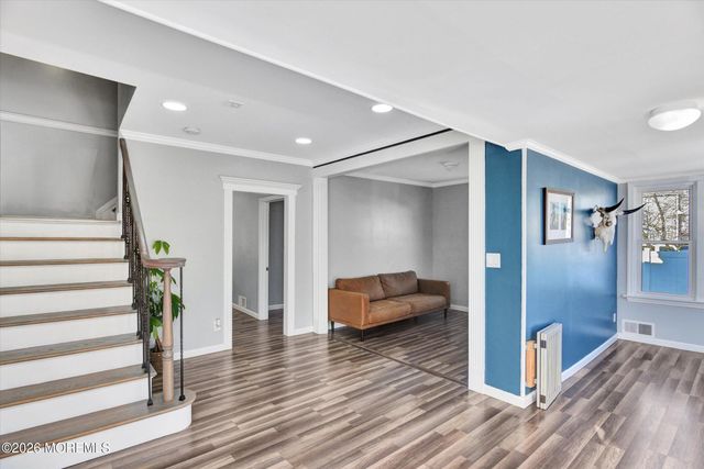 56 Oregon Avenue, Middletown, NJ 07758