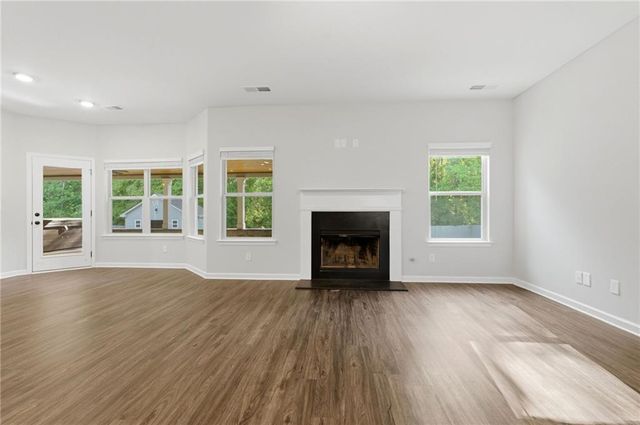 802 Relic Ridge, Hampton, GA 30228