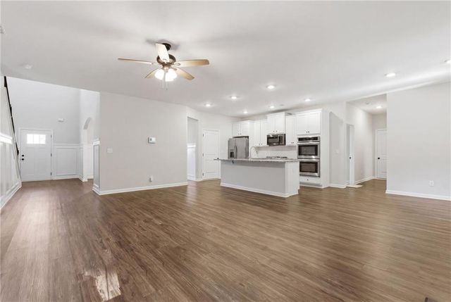 802 Relic Ridge, Hampton, GA 30228