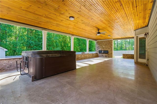 802 Relic Ridge, Hampton, GA 30228