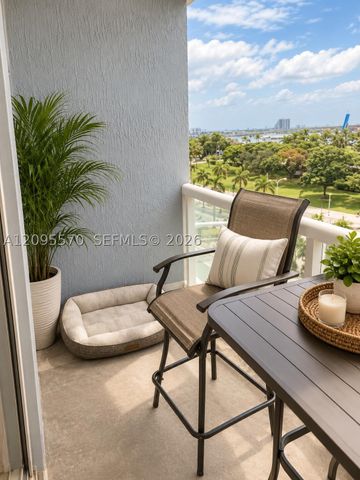 50 Biscayne Blvd 705, Miami, FL 33132