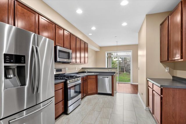 9965 Cummings Street, Huntley, IL 60142