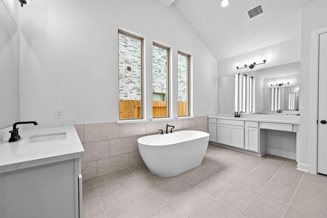 2913 Nova Beach Drive, Texas City, TX 77568