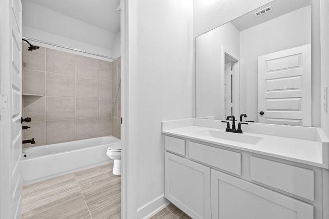 2913 Nova Beach Drive, Texas City, TX 77568