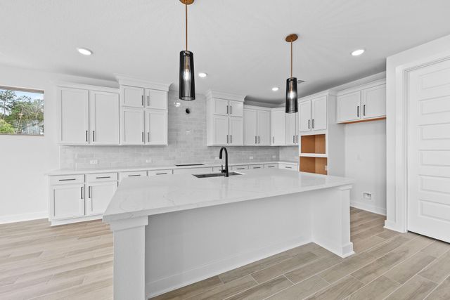 2913 Nova Beach Drive, Texas City, TX 77568