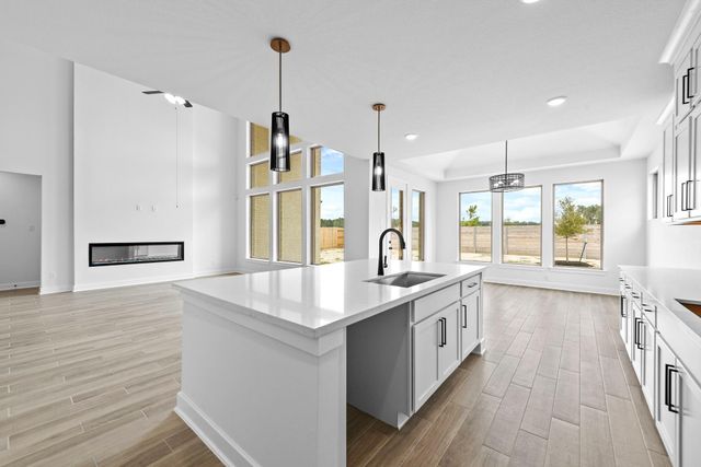 2913 Nova Beach Drive, Texas City, TX 77568