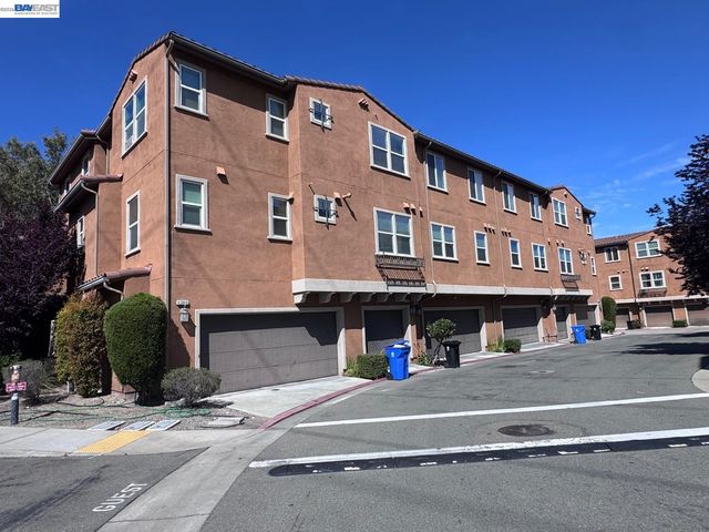 43886 Paso Pino Cmn, Fremont, CA 94539