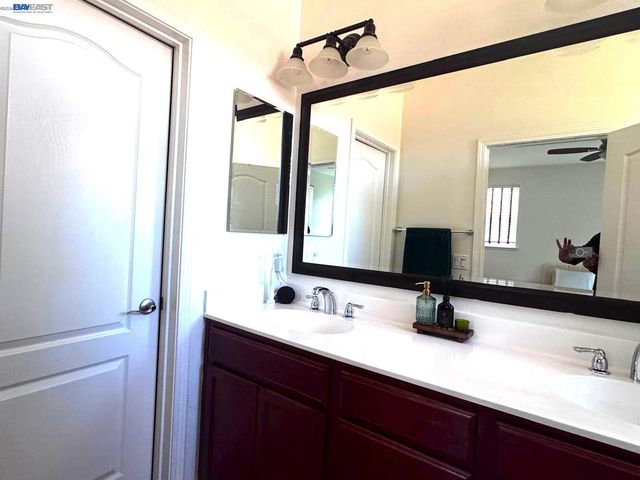 43886 Paso Pino Cmn, Fremont, CA 94539